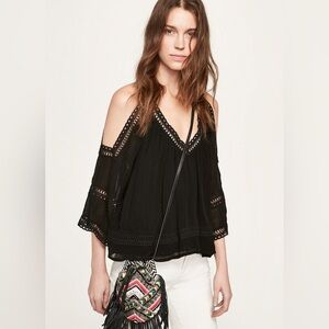 [REBECCA MINKOFF] Deneuve Cut-Out Shoulder Top in Black